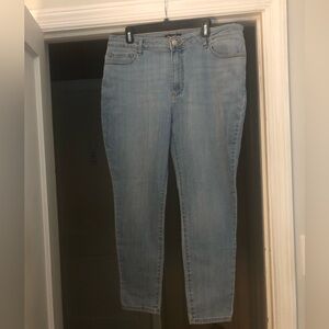 Lee Women's Light Blue Skinny Jeans